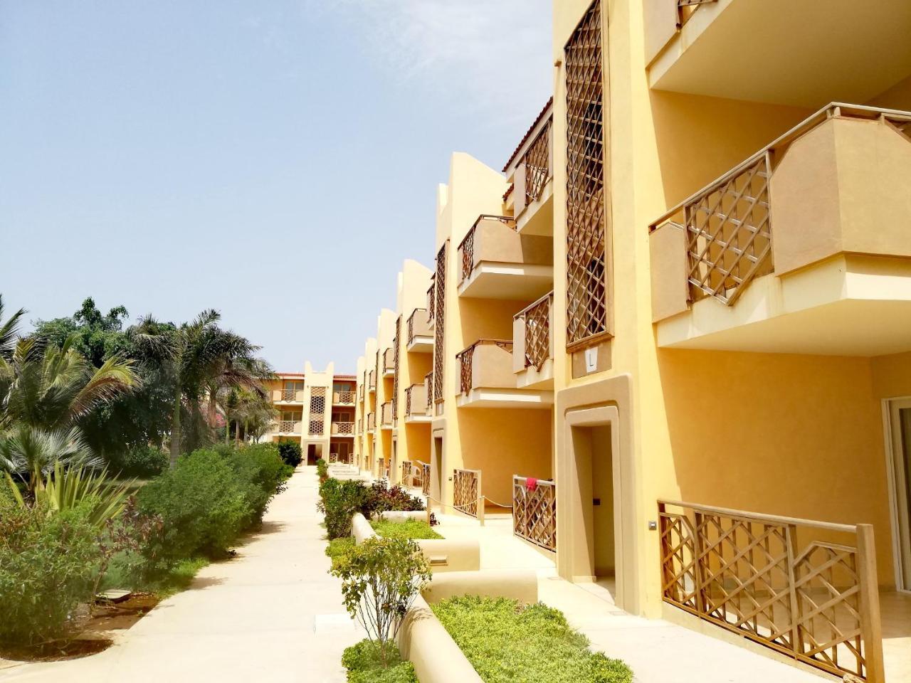 Apartment | In Tropical Resort | Pool | Close To Beach Санта Мария Екстериор снимка
